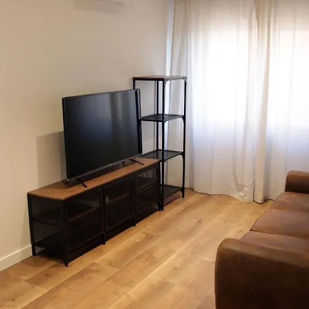 ático Industrial Céntrico. Reformado. Aire Acond, Wifi Appartement