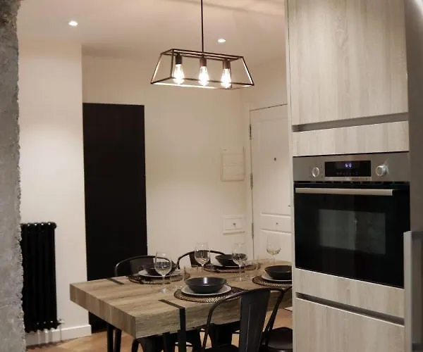 Atico Industrial Centrico, Reformado, Air-acond, Wifi Apartmán